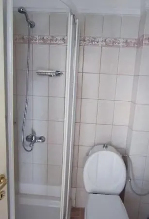 Apartment White *